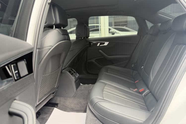 Used Audi A4L 2024 40 TFSI Luxury Dynamic Edition