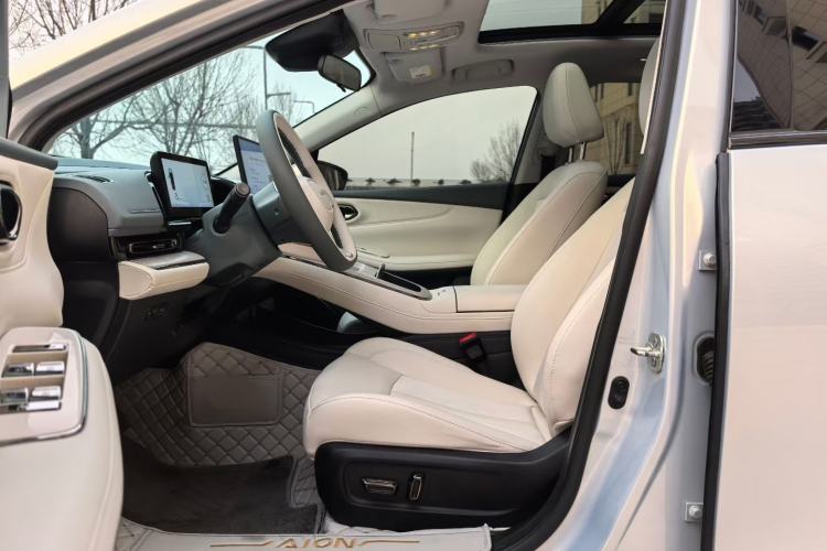 Used AION S MAX 2024 80 Star Edition Ternary Lithium Interior 2