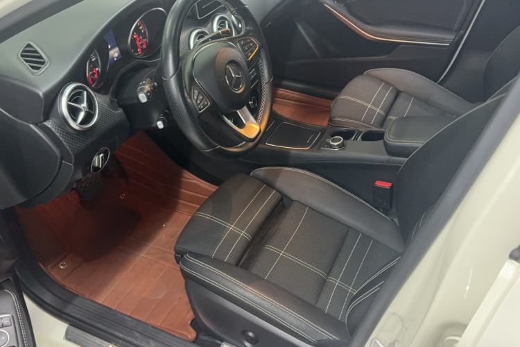 Used Mercedes-Benz A-Class (Import) 2016 A 200 Fashion Model