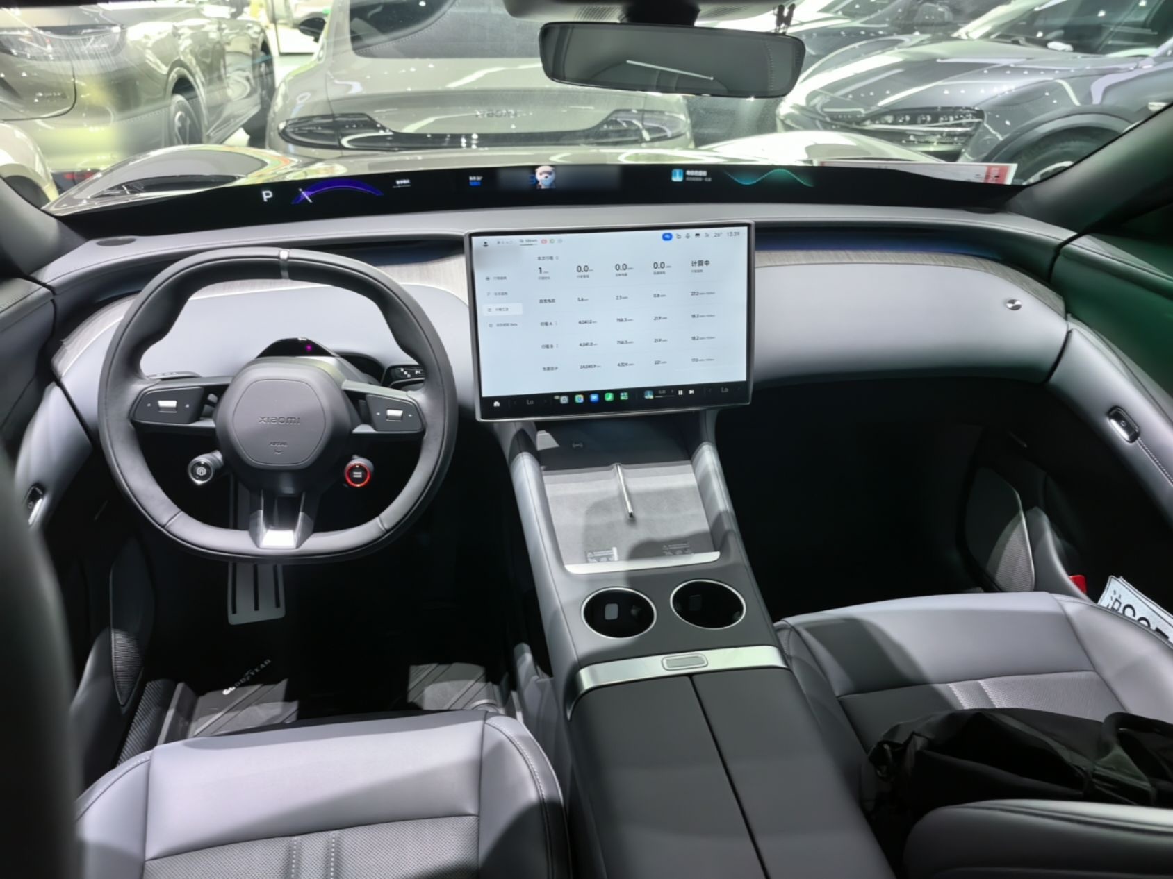 Xiaomi Auto YU7 2025 Ultra-Long Range All-Wheel Drive Pro Version — снимка 12