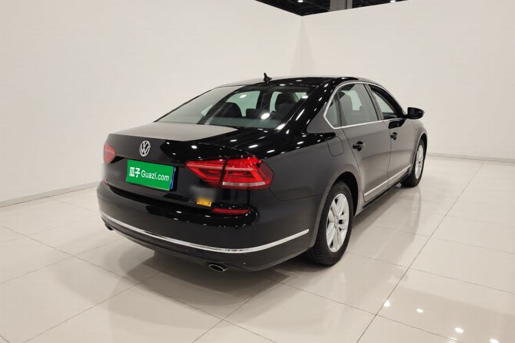 Used Volkswagen Passat 2016 330TSI DSG Luxury Edition Rear Right 45 Deg