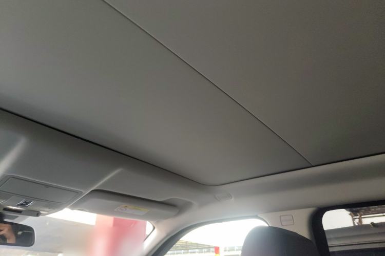 Used Land Rover Range Rover Evoque 2018 240 PS SE Smart Brilliance Edition
