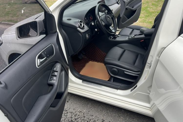 Used Mercedes-Benz B-Class 2017 B 200 Sport Edition