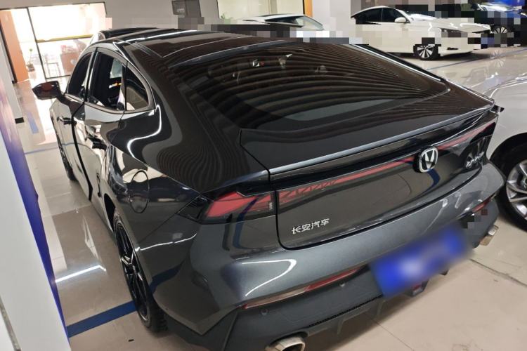 Used CHANGAN UNI-V 2022 1.5T Prestige Version Rear Left 45 Deg