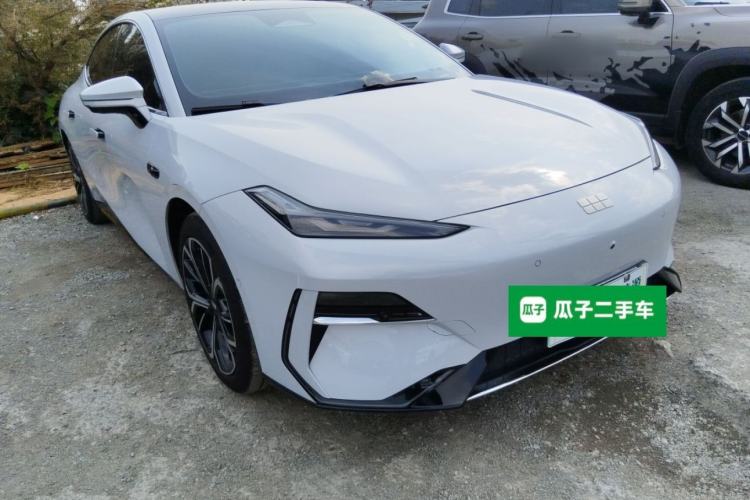 Used Geely Galaxy E8 2025 700 km Long-Range Intelligent Driving Version
