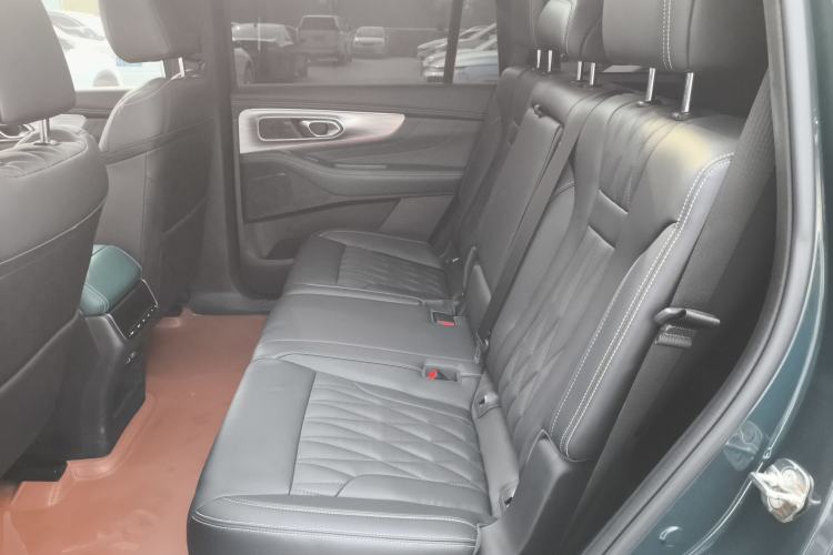 Used GAC Trumpchi GS8 2022 Linghang Series 2.0 TGDI Two-Wheel-Drive Luxury Smart Connectivity Version (7 Seats) Left Rear Seat