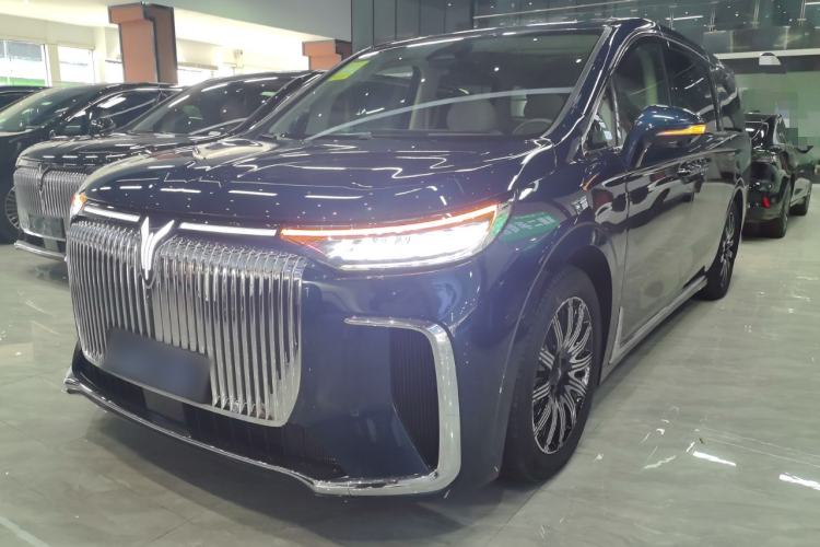 Used VOYAH Dream 2025 EV Four-Wheel Drive Flagship Kunpeng Edition