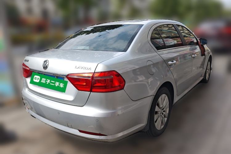 Used Volkswagen Lavida 2013 Restyled Classic 1.6L Manual Comfort Edition