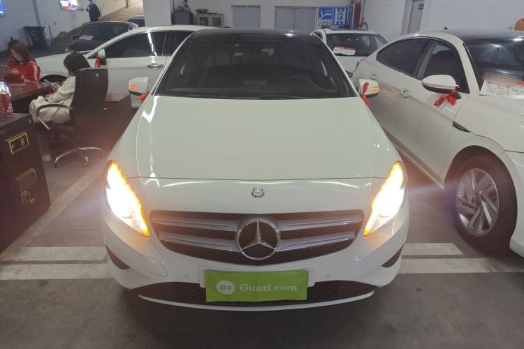 Used Mercedes-Benz A-Class 2015 A 200 Fashion Model Front