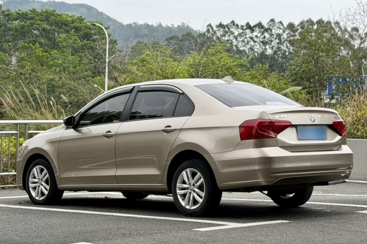 Used Volkswagen Jetta 2019 Dream Edition 1.5L Automatic Fashionable Version Exterior 3