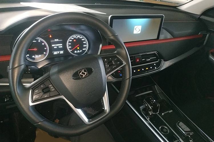 Used SOL X8 2021 300T DCT Leading Smart Connectivity Version 7 Seats