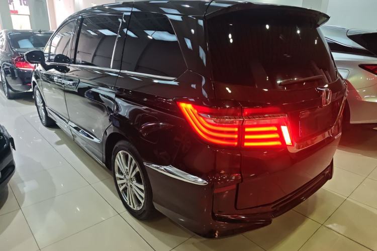 Used Honda Elysion 2016 2.4L Luxury Edition Rear Left 45 Deg