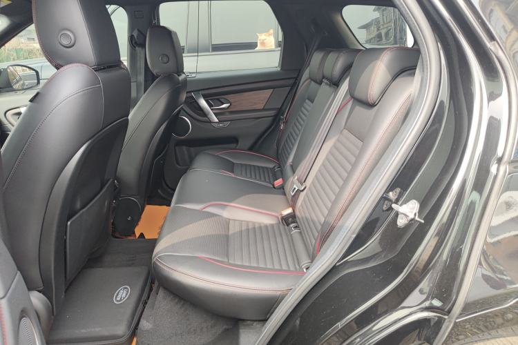 Used Land Rover Discovery Sport New Energy 2022 Facelifted P300e Plug-in Hybrid Electric Version Left Rear Seat