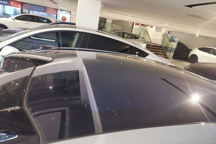 Used Nio ET5 2022 75 kWh Roof