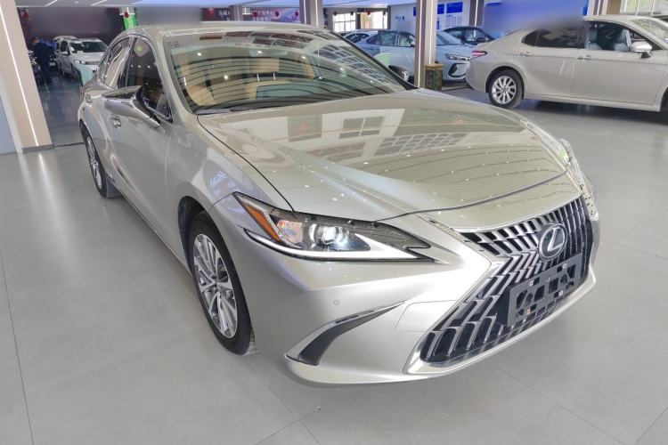 Used Lexus ES 2022 200 Excellence Edition
