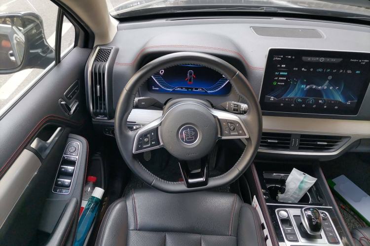Used BYD Tang New Energy 2018 DM 2.0T All-Wheel Drive Smart Connectivity Luxury Model 7 Seats China V Emission Standard
