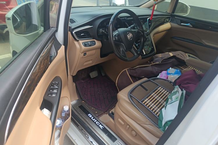 Used Buick GL8 2018 ES 28T Luxury Model China VI Standard Driver Seat