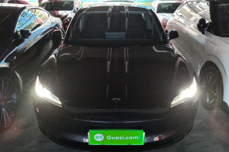 Used Tesla Model 3 2025 Rear-Wheel-Drive Version
