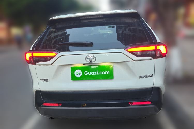 Used Toyota RAV4 2020 2.0L CVT Two-Wheel Drive Fashion Edition Rear