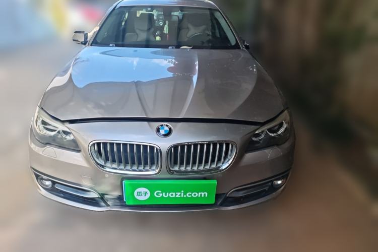 Used BMW 5 Series 2013 525Li Leading Model
