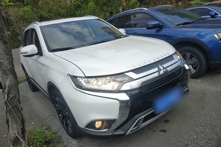 Used Mitsubishi Outlander 2020 2.0L Two-Wheel Drive Enjoyment Version 5 Seats