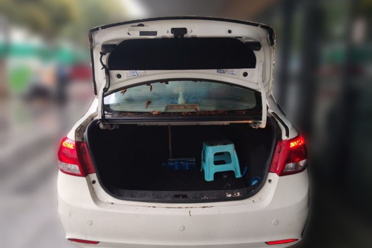 Used BAIC E Series 2013 Sedan 1.5L Automatic Leshang Edition
