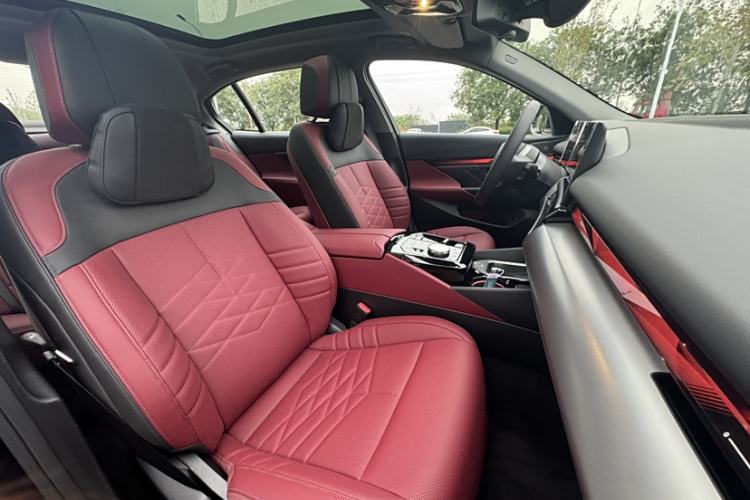 Used BMW i5 2024 eDrive 35L Luxury Model with M Sport Package