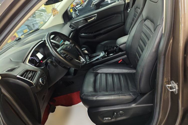 Used Ford Edge 2018 EcoBoost 245 Two-Wheel-Drive Titanium 7-Seater China V Standard
