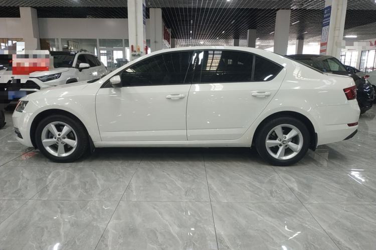 Used Skoda Octavia 2019 1.5L Manual Standard Edition China V
