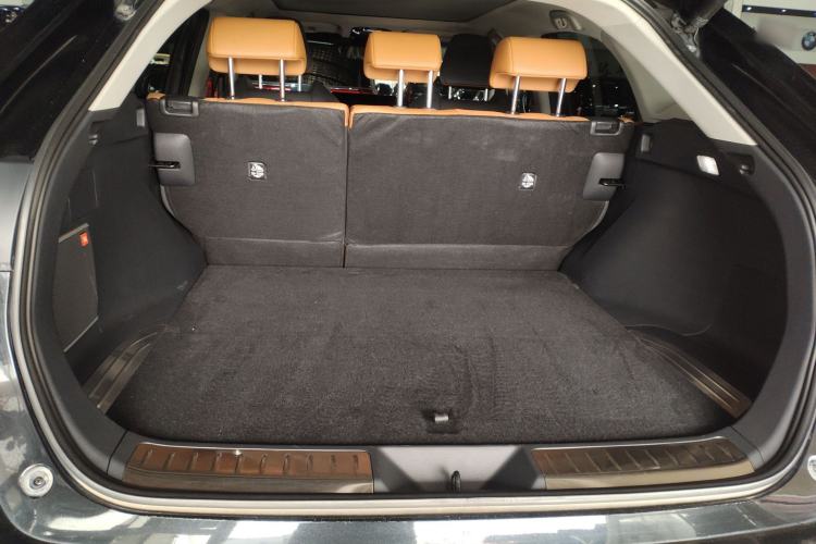 Used Toyota Venza 2022 2.0L CVT Four-Wheel Drive Supreme Edition Trunk