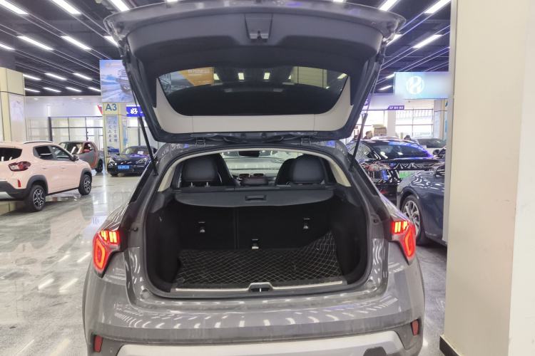 Used Lynk & Co 02 2019 1.5T DCT Two-Wheel Drive Pro Edition China VI Standard
