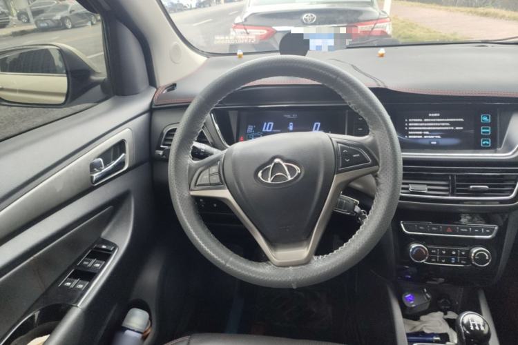 Used CHANGAN KAICHENG Oushang A600 2016 1.5L Manual Luxury 7-Seater
