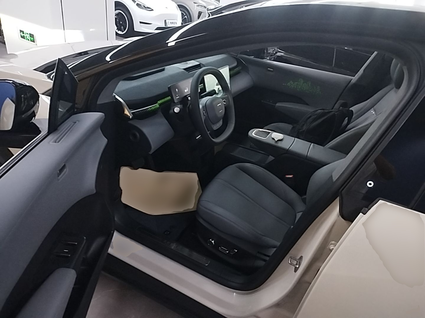 Zeekr X 2023 Rear-Drive YOU Edition 4 Seats — снимка 18