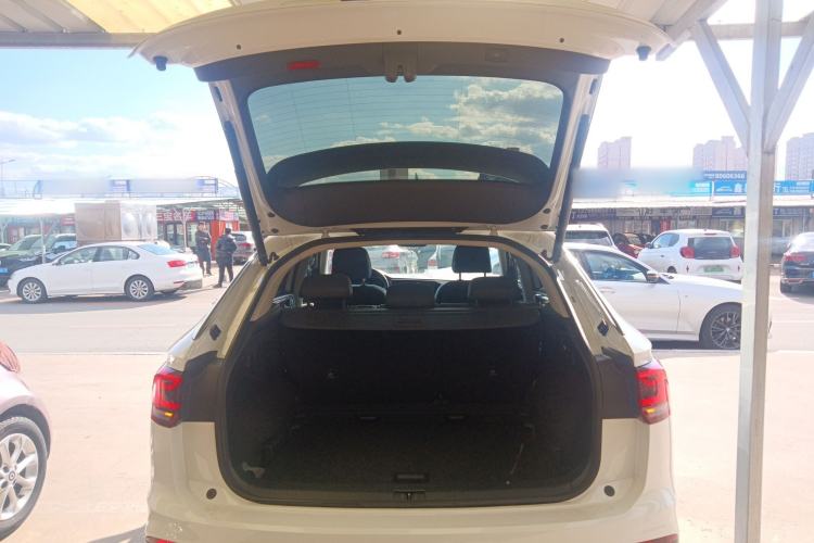 Used Volkswagen Tayron X 2020 330TSI Two-Wheel Drive Luxury Smart Connectivity Version Trunk