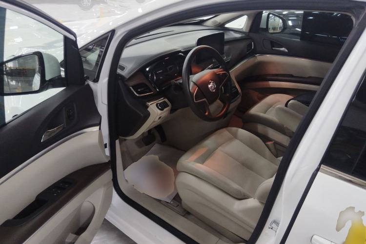 Used Buick GL8 2021 Land Cruiser Executive Class 652T Comfort Model