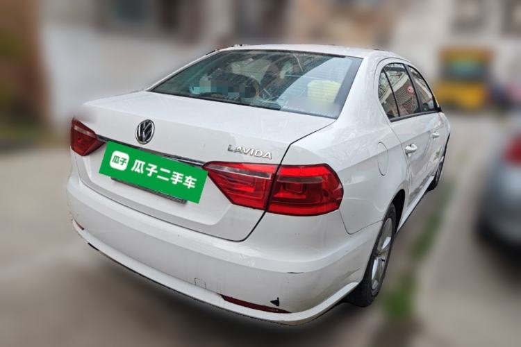 Used Volkswagen Lavida 2013 Revised Classic 1.6L Automatic Fashion Edition
