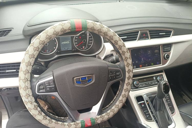 Used Geely Auto Emgrand X7 Sport 2018 1.8TD Automatic Two-Wheel Drive Zhiya Model