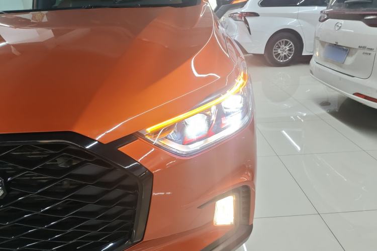 Used SAIC MAXUS D90 Pro 2020 2.0T Gasoline 4x4 Luxury Edition 6 Seats