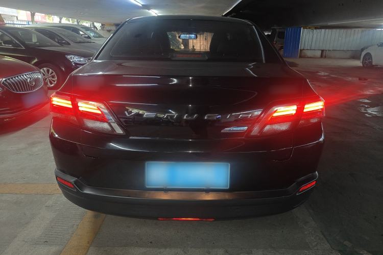 Used Venucia D60 2018 1.6L CVT Smart Connect Elite Edition