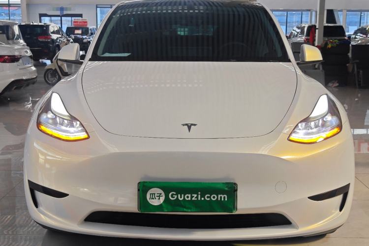 Used Tesla Model Y 2024 Rear-Wheel-Drive Version Front