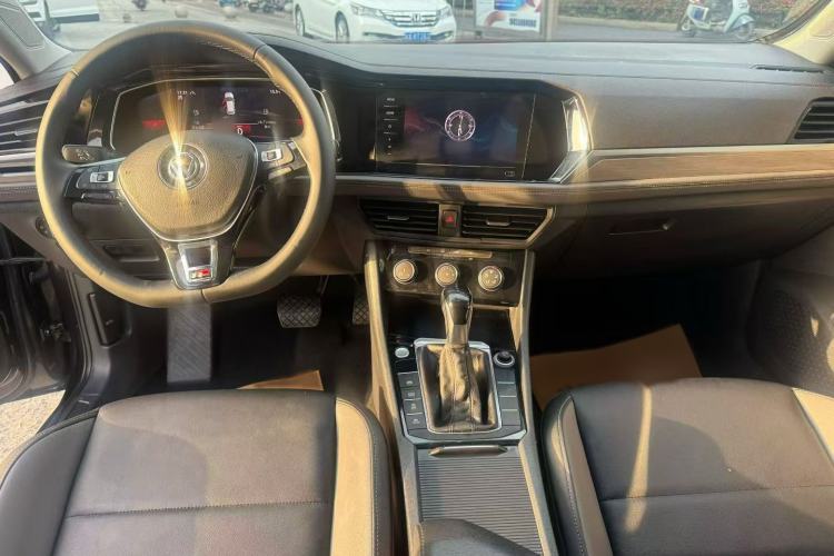 Used Volkswagen Sagitar 2020 280TSI DSG Comfort Version China VI Standard Interior 2