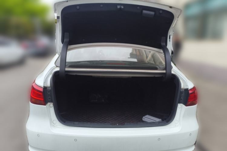 Used CHANGAN Ruicheng CC 2021 Blue Whale Edition 1.5T DCT Luxury Model Trunk