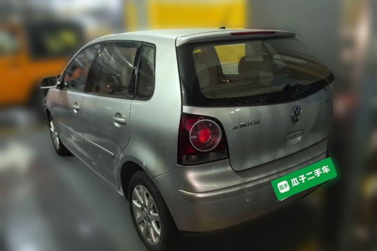 Used Volkswagen Polo 2009 Kica 1.4L Manual Fashion Edition
