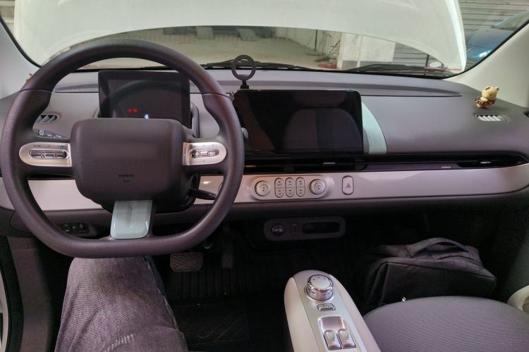 Used CHANGAN NEVO Lumin 2025 205 km Xiangqin Version Center Console