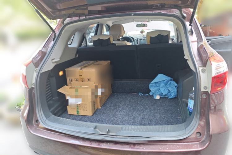 Used Venucia T70 2015 1.6L Manual Ruixing Edition
