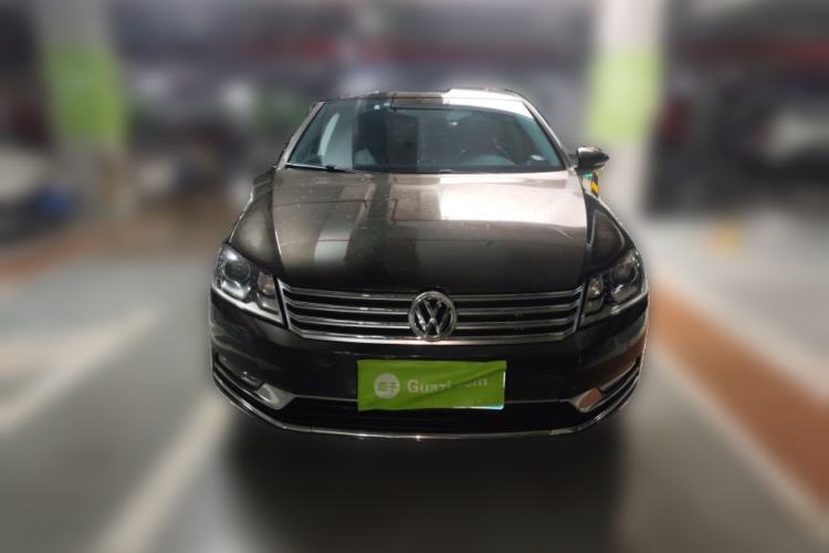 Used Volkswagen Magotan 2015 Revised Version 2.0 TSI Luxury Edition Front