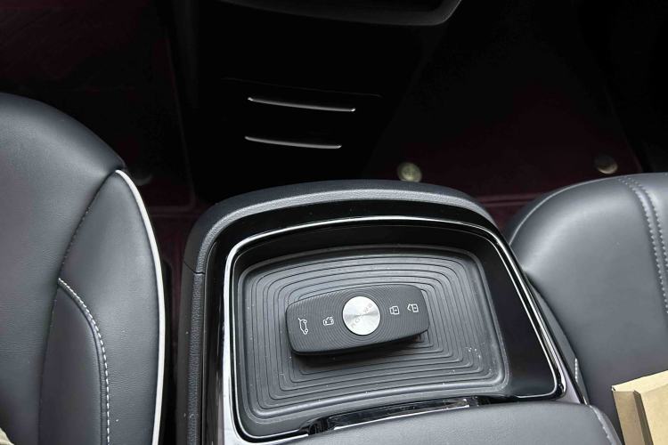 Used Roewe iMAX8 2022 Model 400TGI Exclusive Version for Key Accounts
