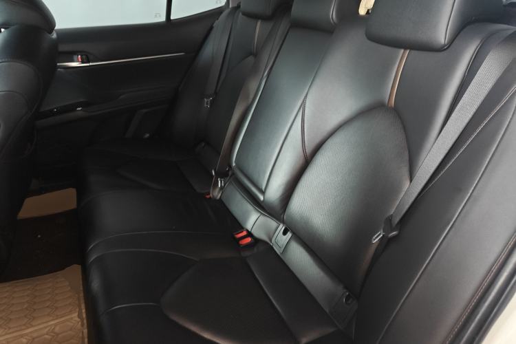 Used Toyota Camry 2018 Dual-Engine 2.5 HG Luxury Edition Left Rear Seat