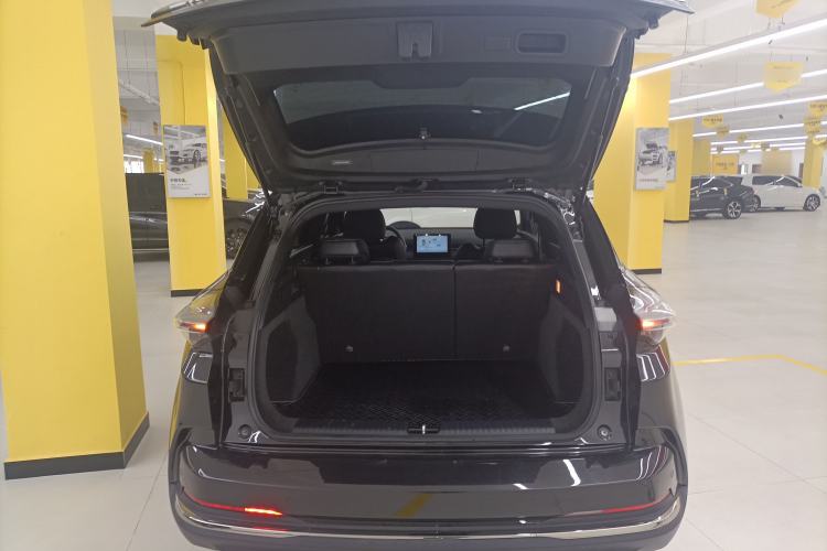 Used NETA X 2025 500 Industry Edition