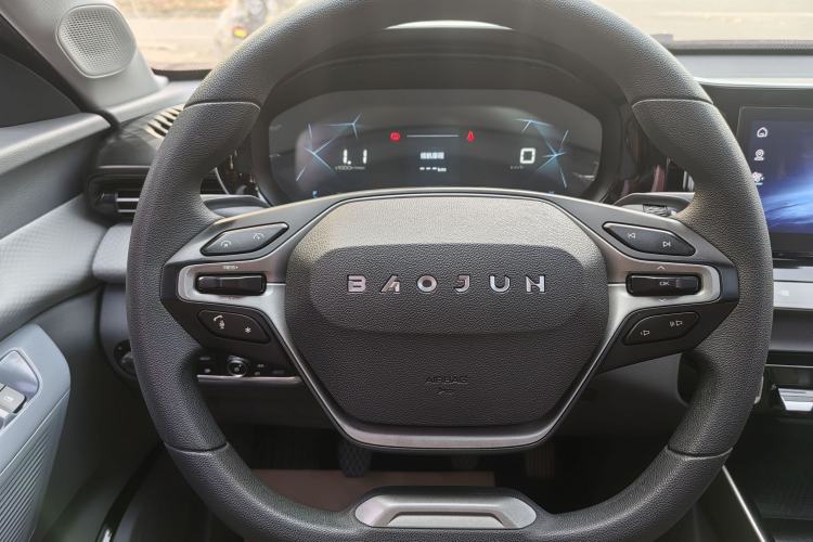 Used Baojun RC-5 2020 1.5L Manual Smart Luxury Edition
